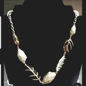 Robert Lee Morris Hammered Gold & Leaf Motif Statement Necklace NWT $75 Retail